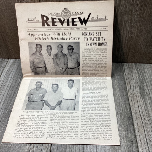 The Panama Canal REVIEW  Publication April 6 1956 Ships Shipping VINTAGE - Picture 2 of 16